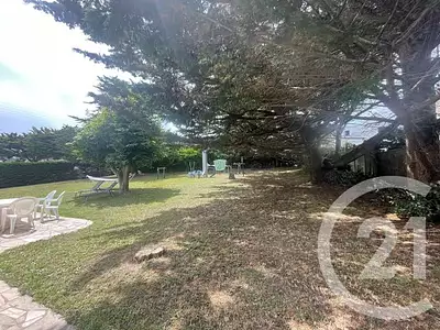 Maison, 225,8 m²