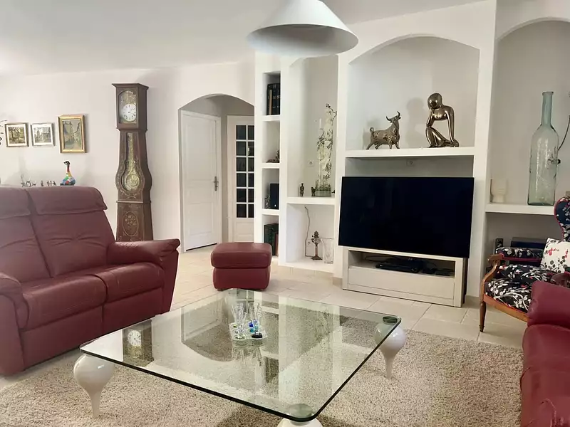 Maison, 248 m²