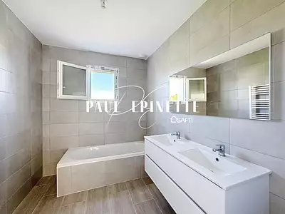 Maison, 124 m²
