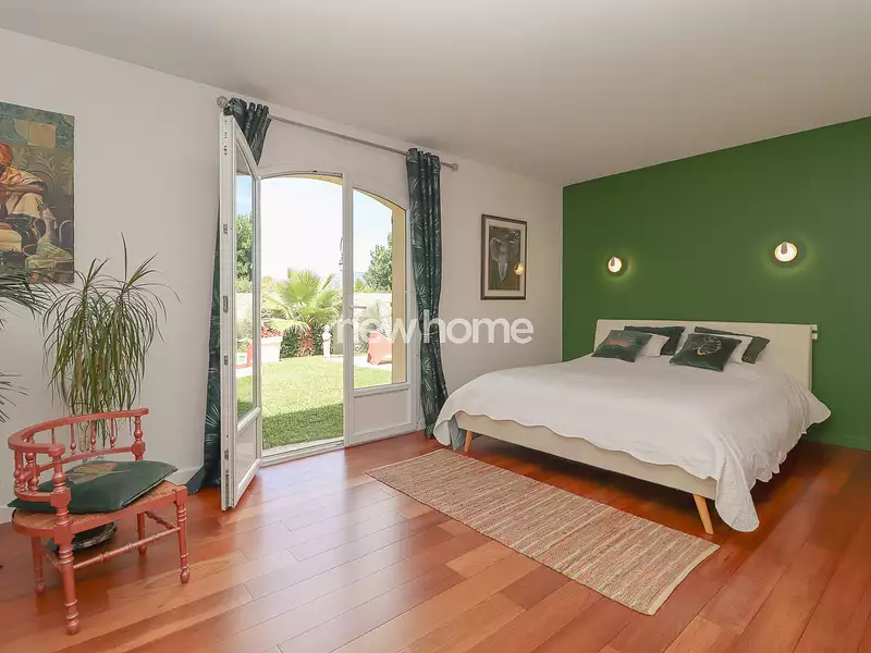 Maison, 222 m²