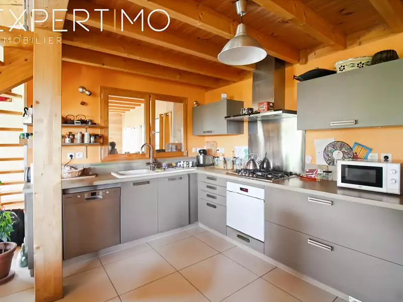 Maison, 163 m²