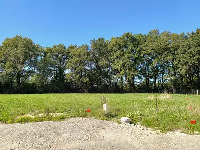 Terrain à bâtir, 727 m²