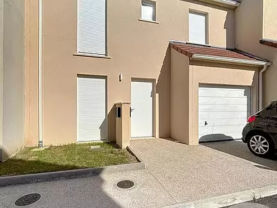 Maison, 104,7 m²