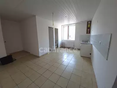 Maison, 77 m²