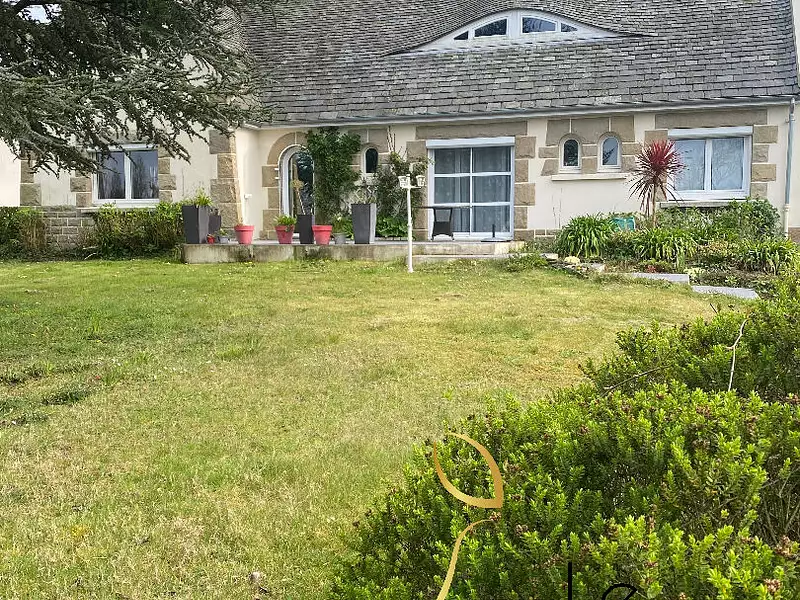 Maison, 218 m²