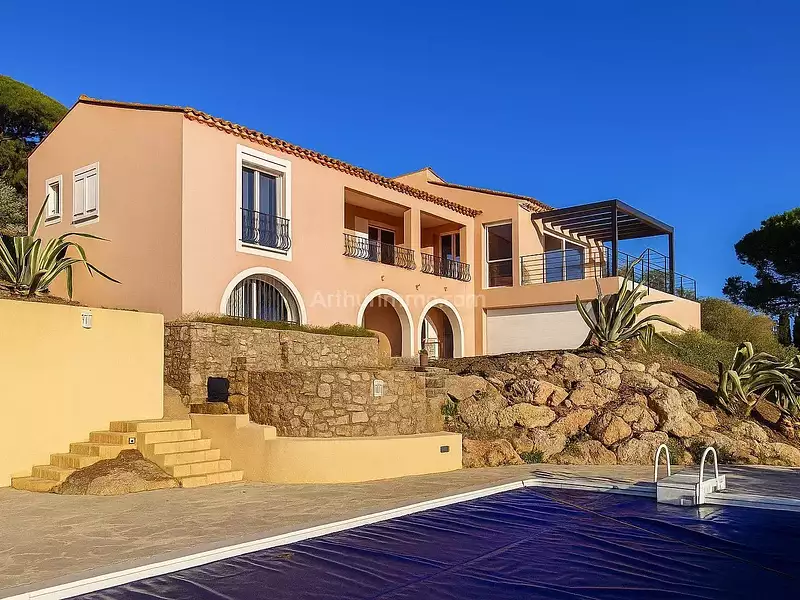 Maison, 180 m²