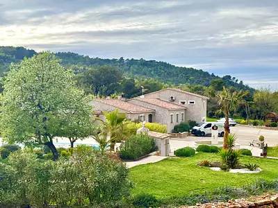 Maison, 270 m²