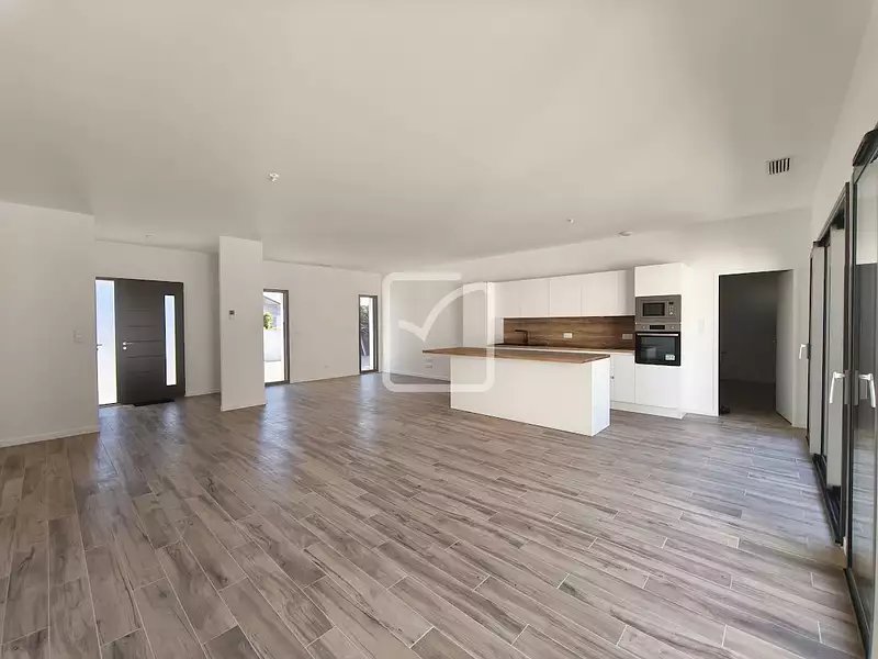 Maison, 150 m²