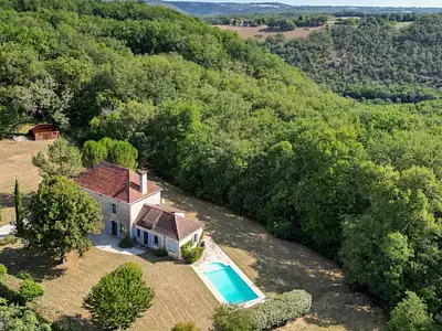 Maison, 180 m²