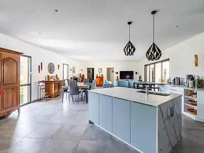 Maison, 299 m²