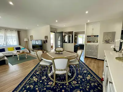 Maison, 178 m²