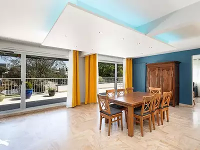 Maison, 305 m²