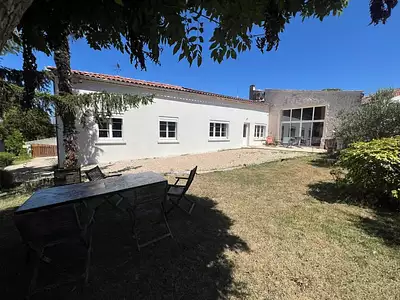Maison, 180 m²