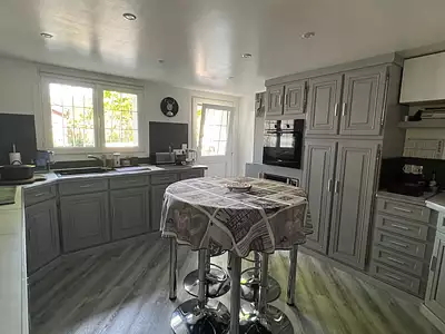 Maison, 210 m²