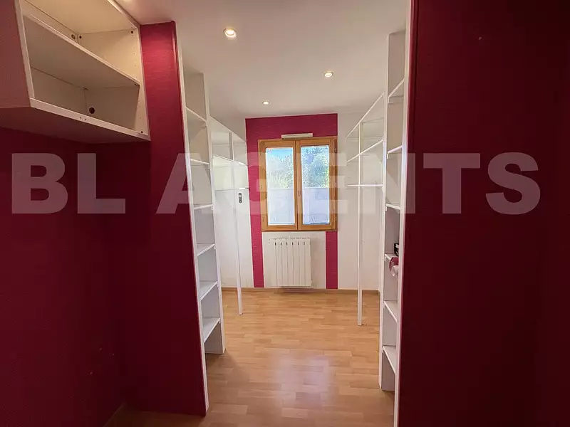 Maison, 96 m²