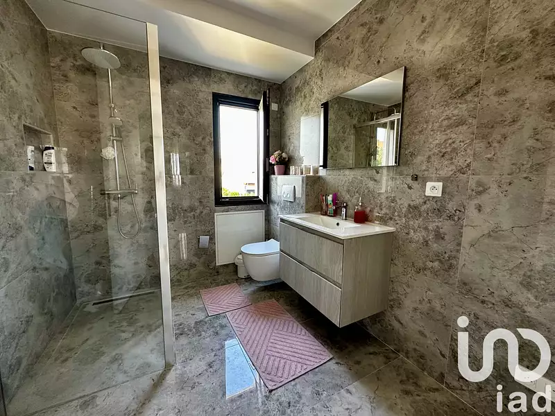 Maison, 280 m²