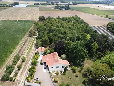 Maison, 198 m²