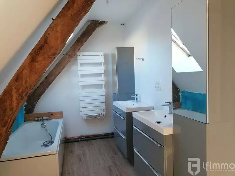Maison, 210 m²