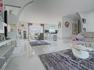 Maison, 122 m²