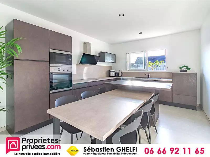 Maison, 138 m²