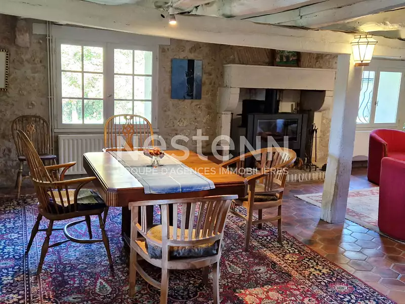 Maison, 282,3 m²