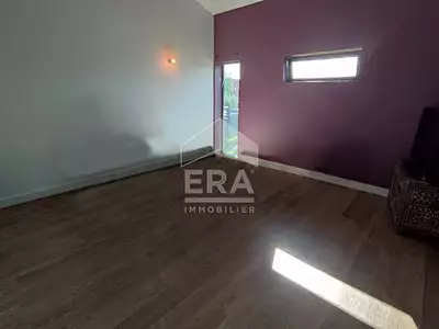 Maison, 166 m²