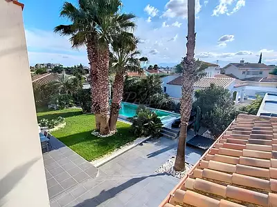 Maison, 257 m²