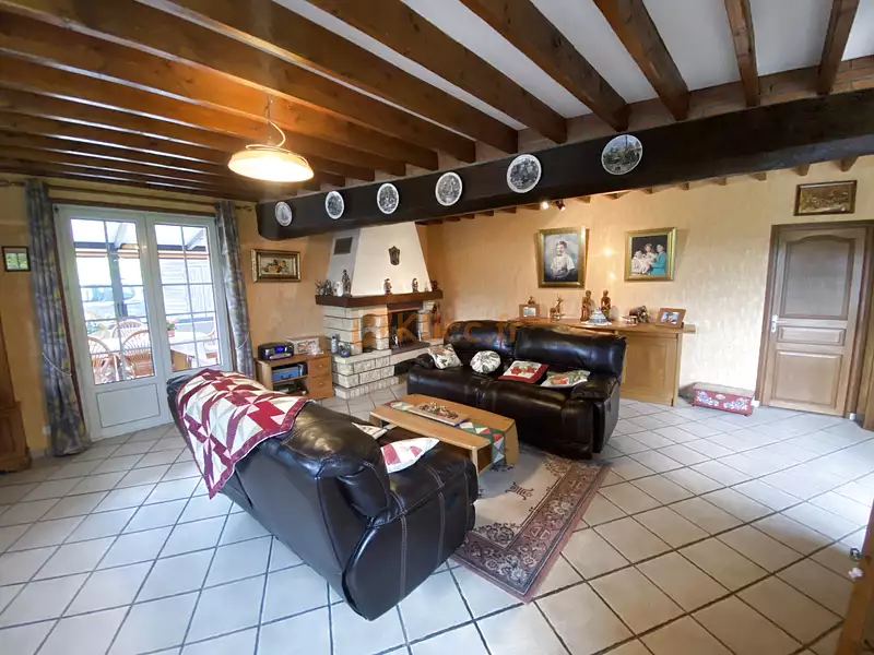 Maison, 210 m²