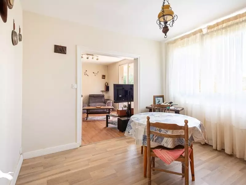 Maison, 83 m²
