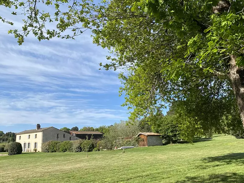 Maison, 235 m²