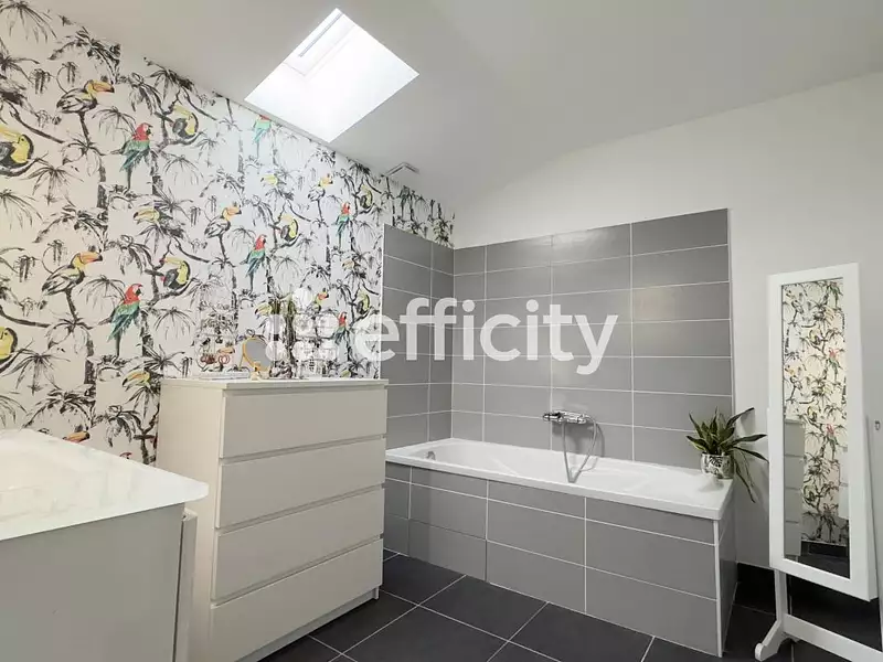 Maison, 94 m²