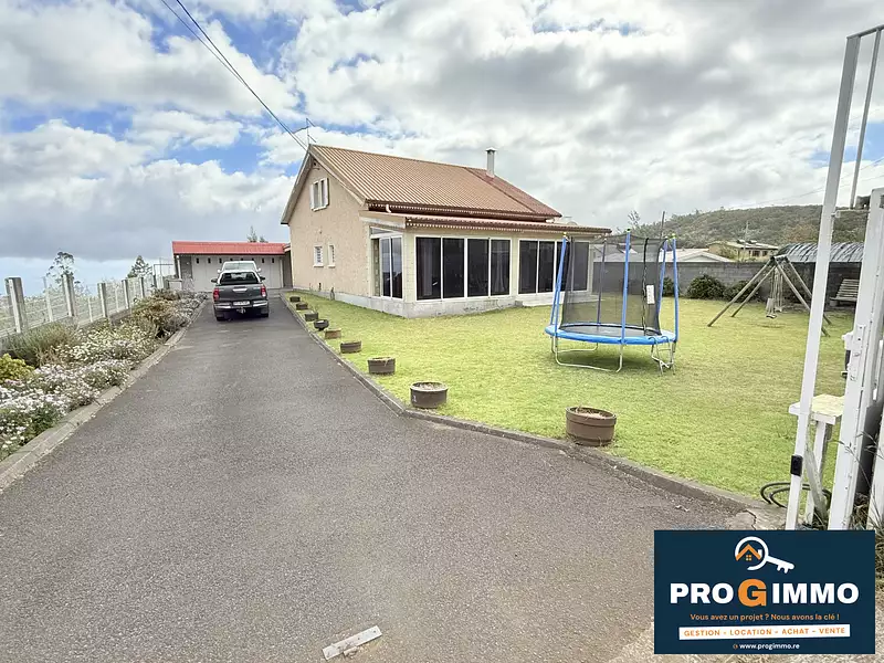 Maison, 250 m²