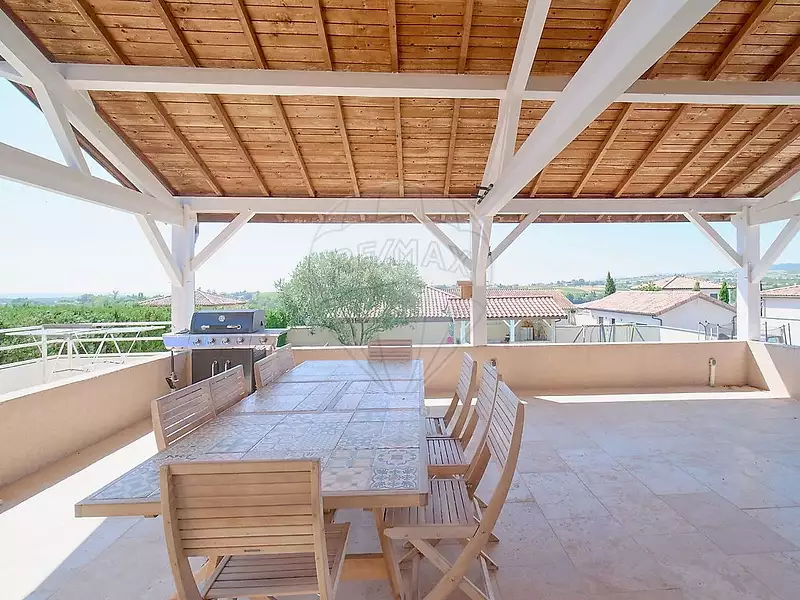 Maison, 180 m²