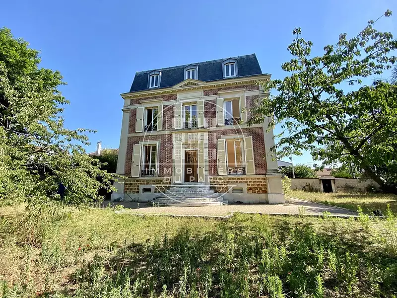 Maison, 285,05 m²