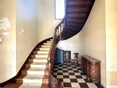 Maison, 325 m²