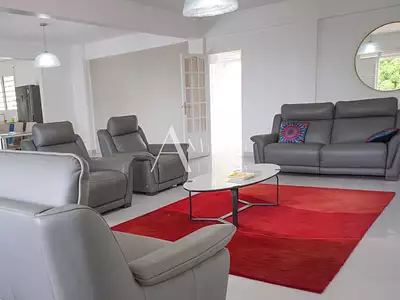 Maison, 328 m²
