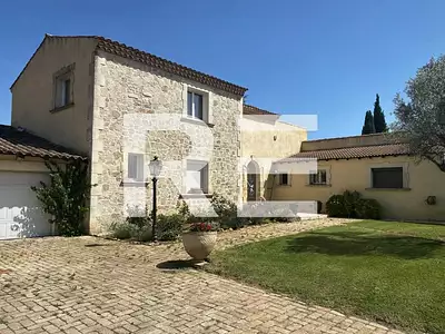 Maison, 278 m²