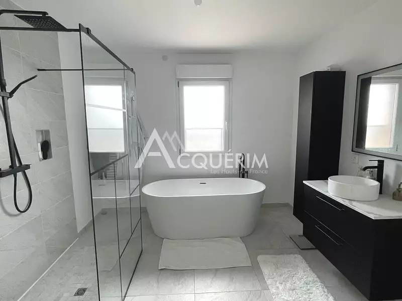 Maison, 114 m²