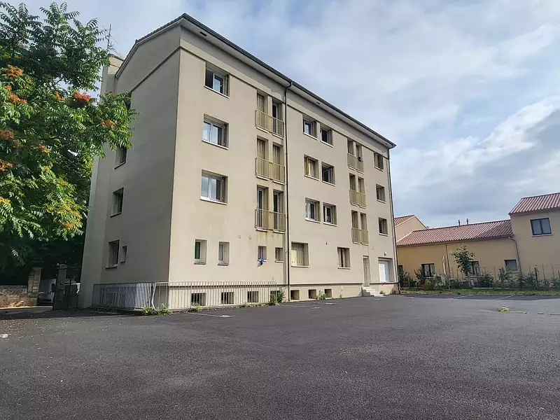 Divers, 560 m²