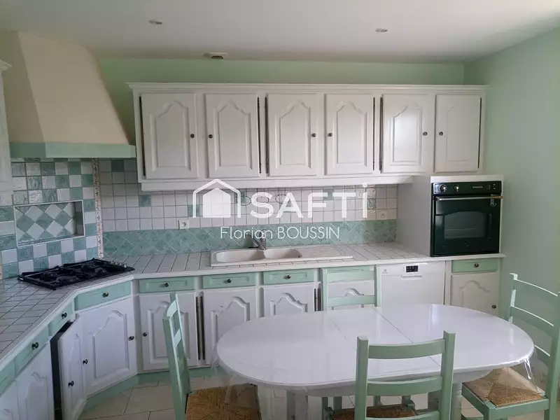 Maison, 231 m²