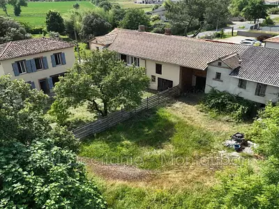 Maison, 1 555 m²