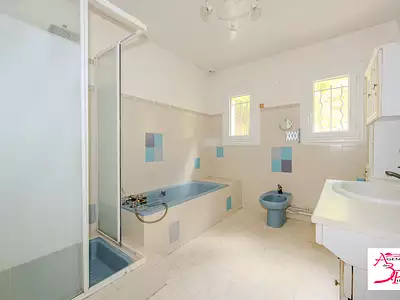 Maison, 243 m²