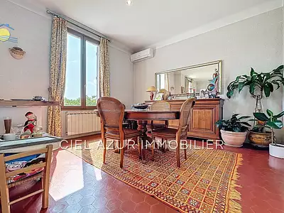Maison, 180 m²