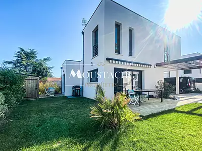 Maison, 103 m²