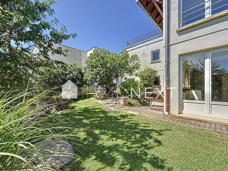 Maison, 222 m²
