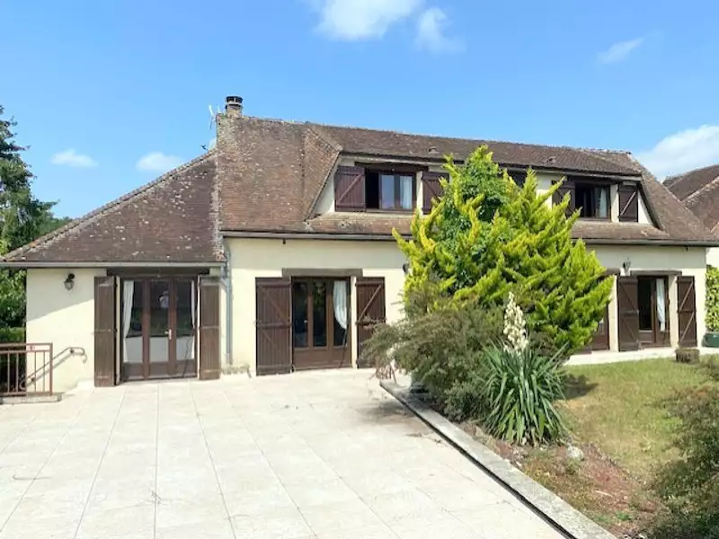 Maison, 200 m²
