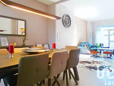 Maison, 197 m²
