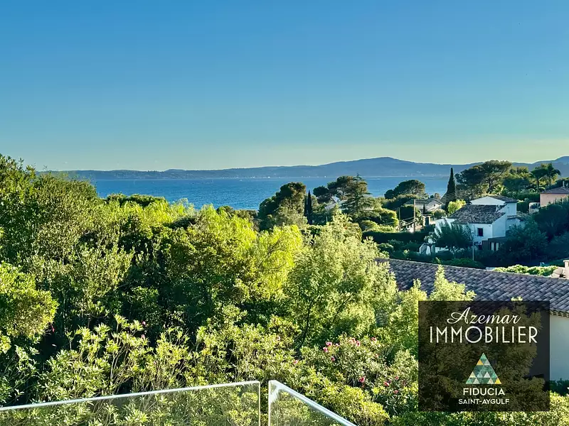 Maison, 245 m²