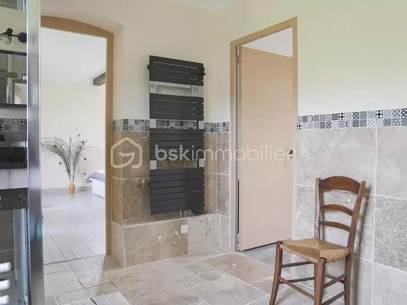 Maison, 300 m²