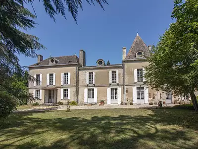 Maison, 558 m²
